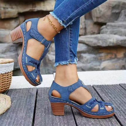 Shoeswoon Vintage Floral Embroidered Cutout Chunky Heel Closed Toe Sandals
